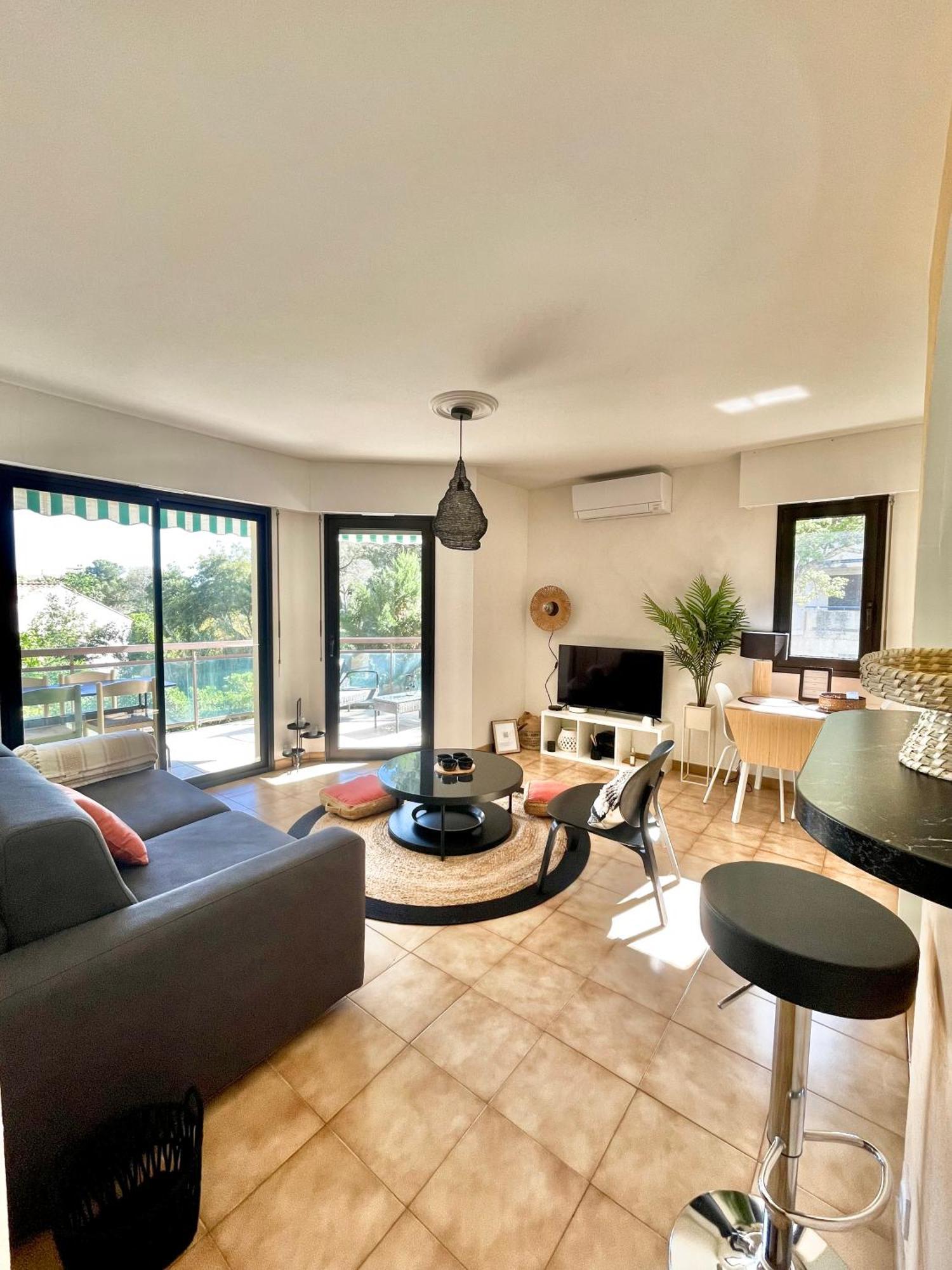 Appartement Plage Et Nature Saint-Raphaël Eksteriør billede